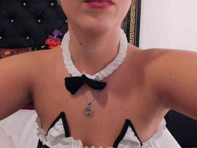 PreciousAilly webcam