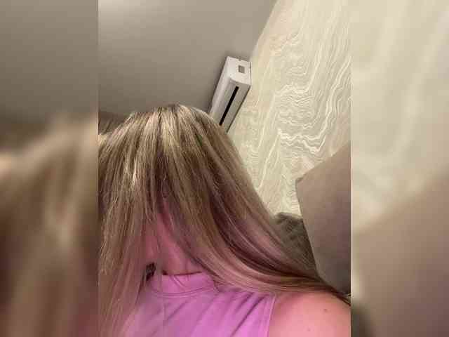 KateMid webcam