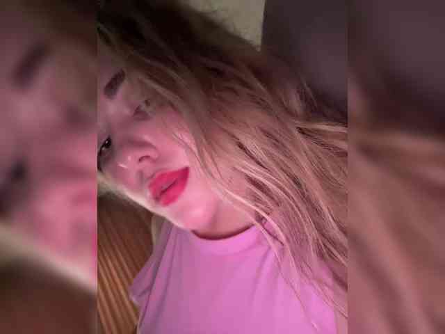 KateMid webcam