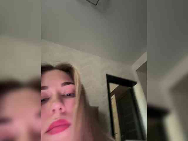 KateMid webcam