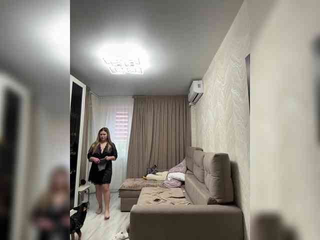 KateMid webcam