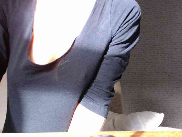 DeesseDivine webcam