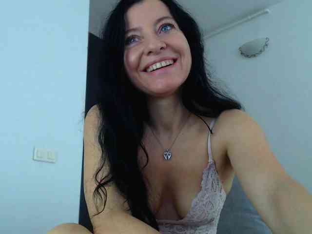 BluEyesBaby webcam