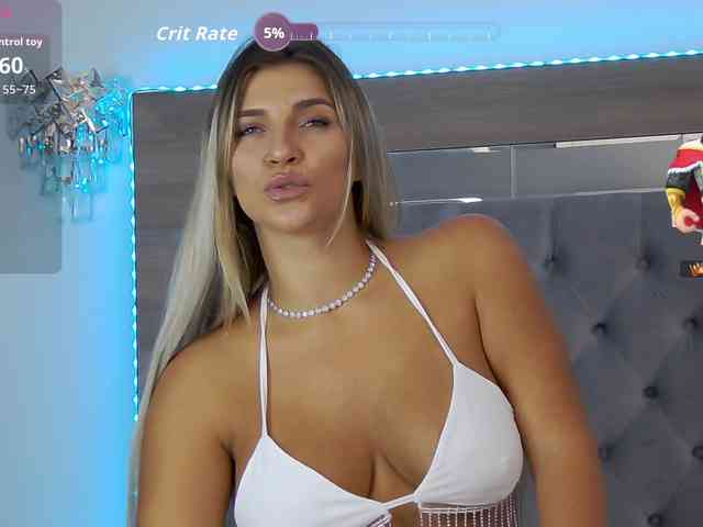 LoreHottie webcam