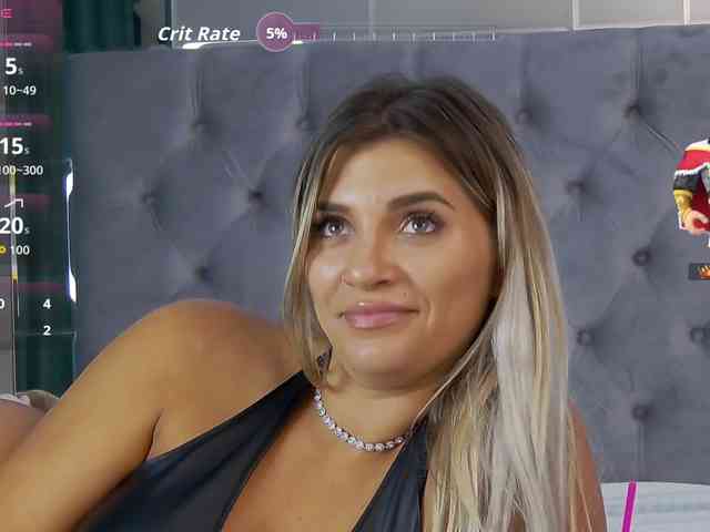 LoreHottie webcam