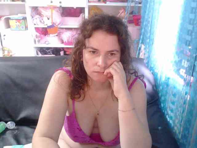 DomSubFemme webcam