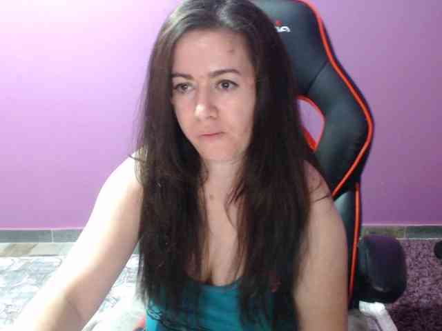 GldSquirt23 webcam