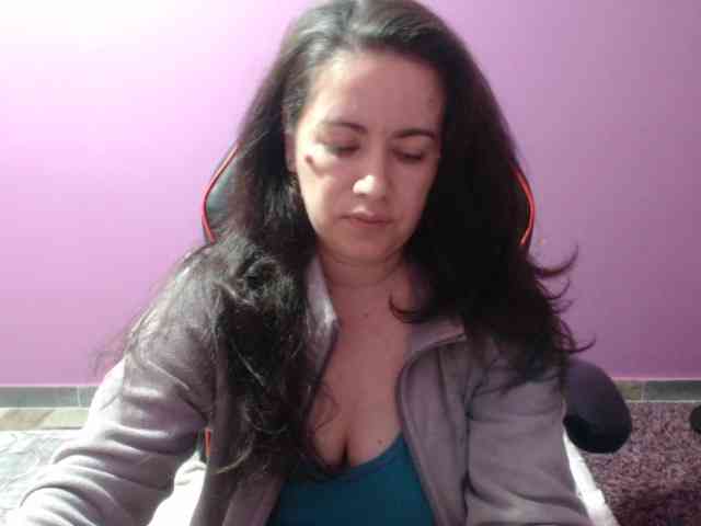 GldSquirt23 webcam