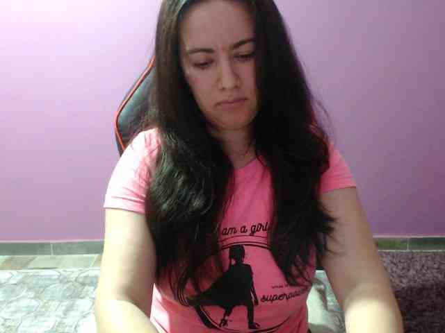 GldSquirt23 webcam