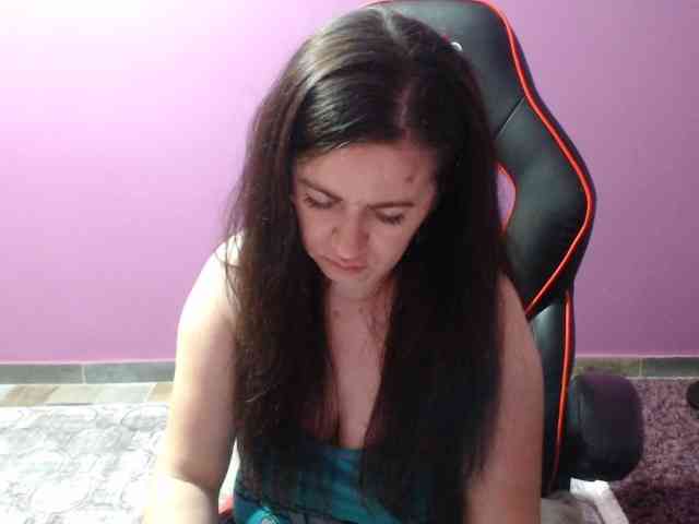 GldSquirt23 webcam