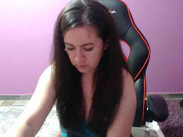 GldSquirt23 webcam