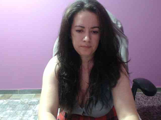 GldSquirt23 webcam