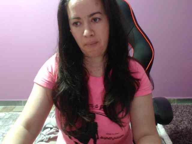 GldSquirt23 webcam