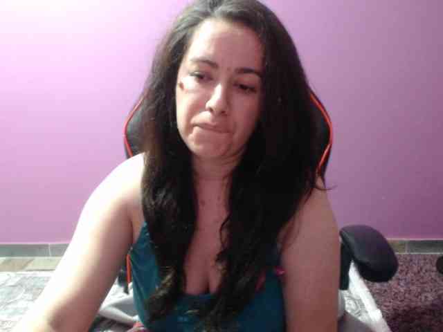 GldSquirt23 webcam