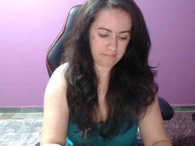 GldSquirt23 webcam
