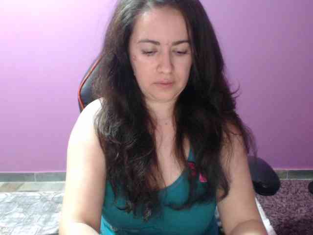 GldSquirt23 webcam