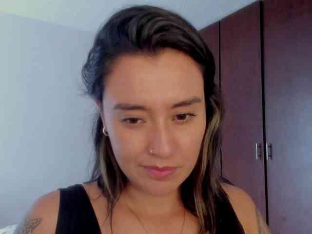 MilaGrey1 webcam