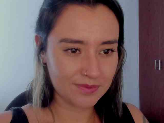 MilaGrey1 webcam