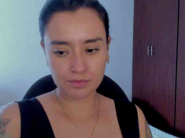 MilaGrey1 webcam