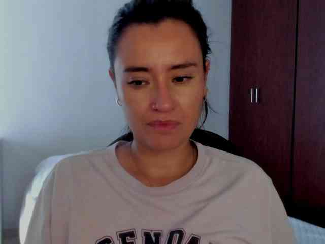 MilaGrey1 webcam