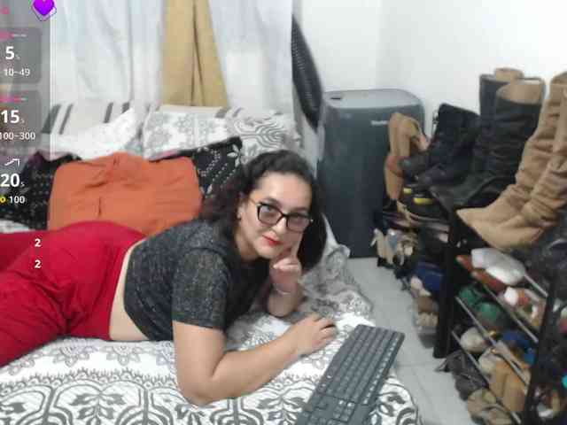 SaimaJayeb webcam