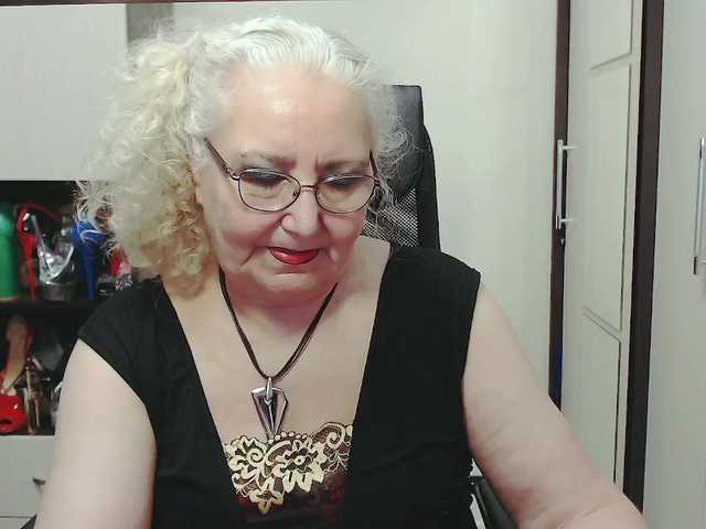 GrannyWants webcam