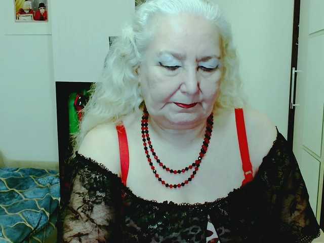 Gratis Live Sexcam mit GrannyWants GrannyWants