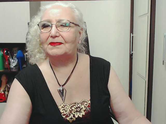GrannyWants webcam