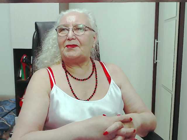 GrannyWants webcam