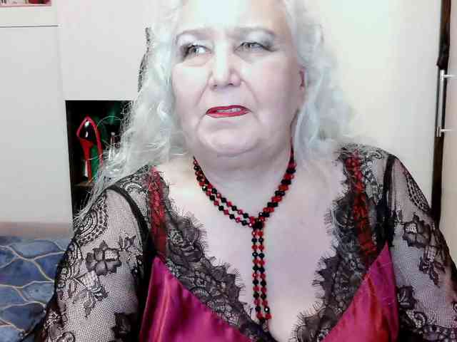 GrannyWants webcam