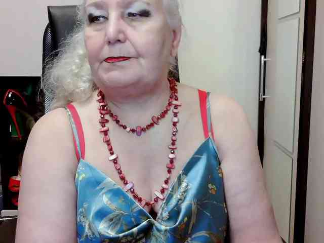 GrannyWants webcam
