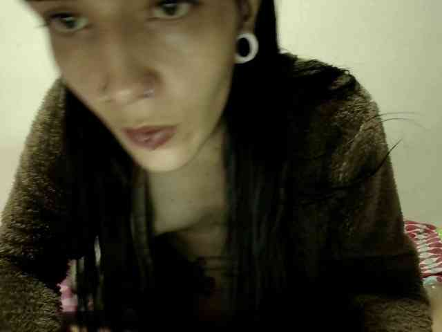 EmmaHerby1 webcam