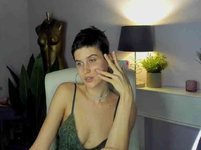 Soft-Sarah webcam