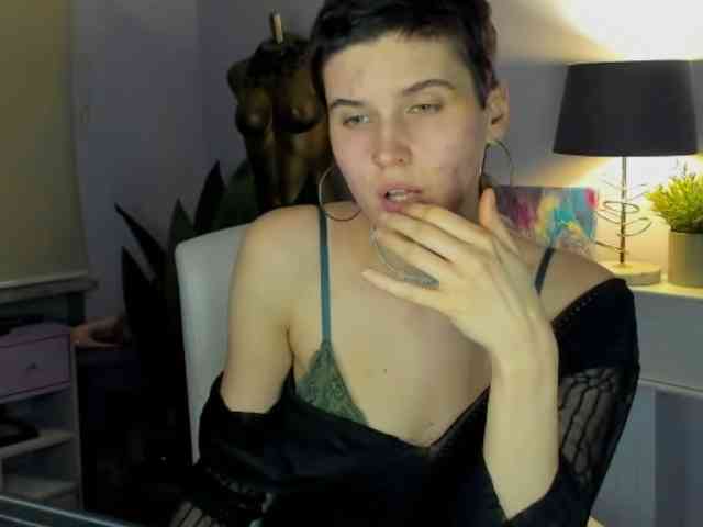 Soft-Sarah webcam