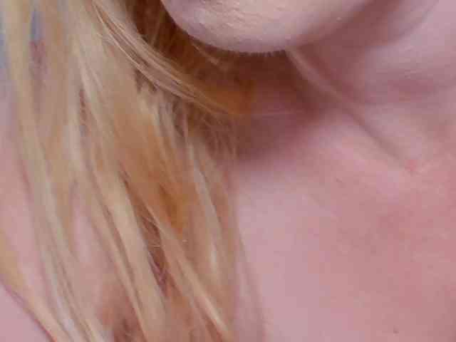 AnaBrown webcam
