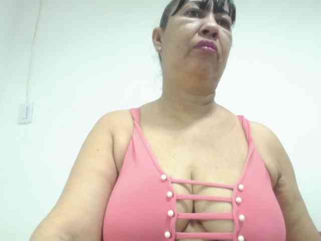 MilfPleasure1 webcam
