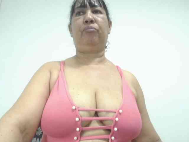 MilfPleasure1 webcam