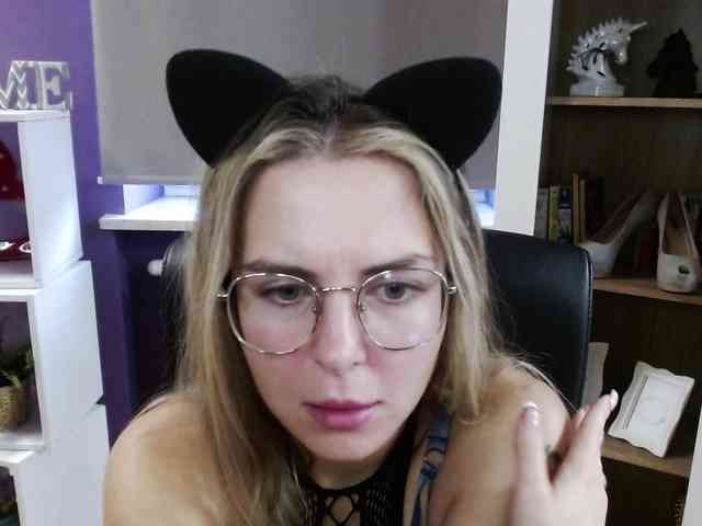 Soft-Zoey webcam