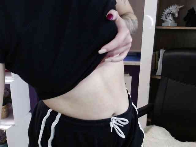 Soft-Zoey webcam