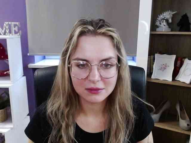 Soft-Zoey webcam