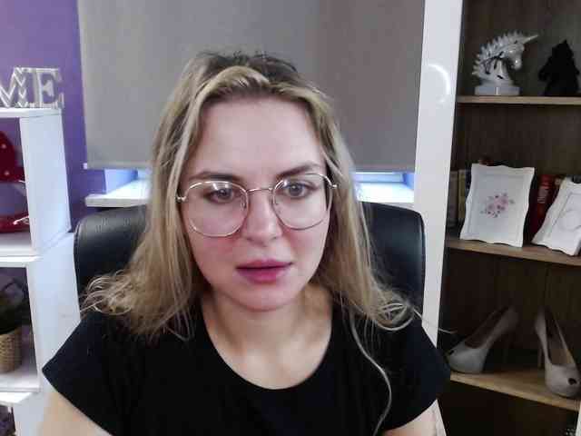 Soft-Zoey webcam