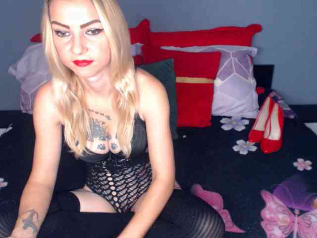 katyloveDirty webcam