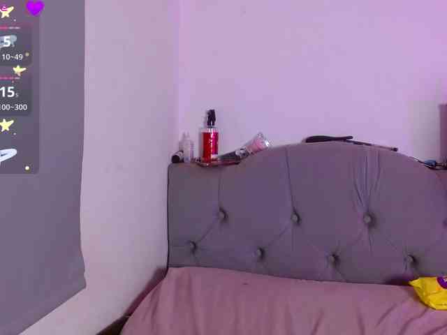 Red-moonn webcam