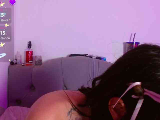 Red-moonn webcam