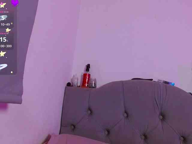 Red-moonn webcam