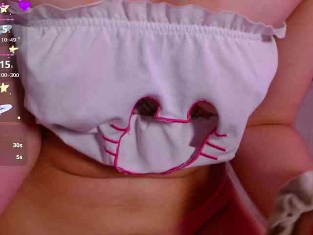 Red-moonn webcam