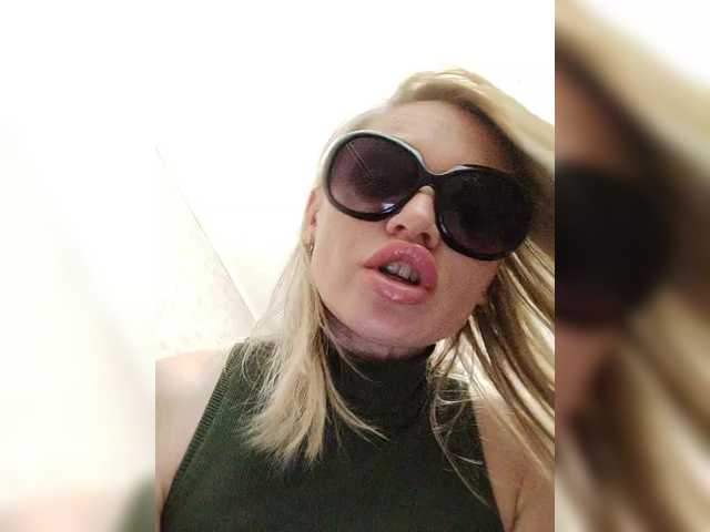 Milka_Milf webcam