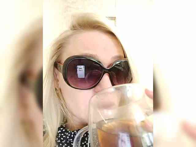 Milka_Milf webcam