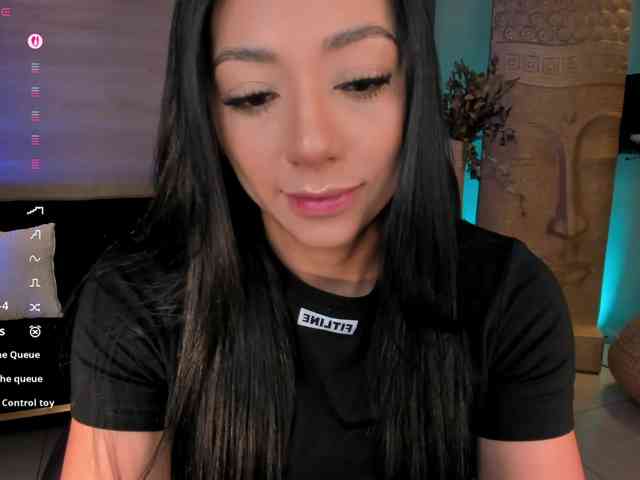 LizzHamilton webcam