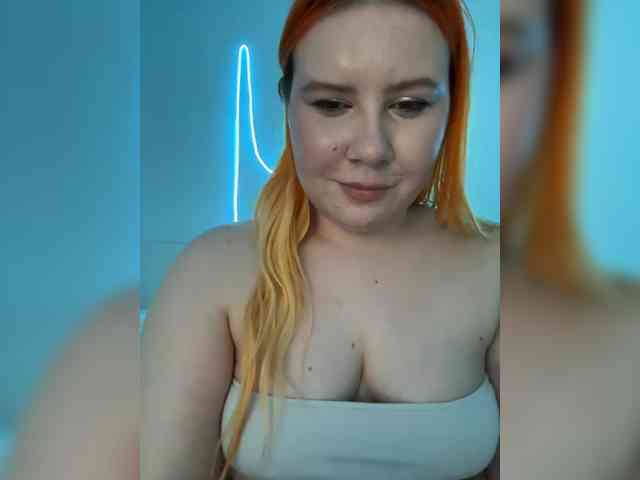 LunaLu13 webcam